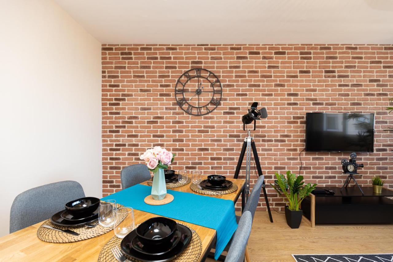 Le Petit Manhattan - Appartement Prive De 45 M2 - 2 A 4 Personnes - Parking Prive Metz Exteriör bild