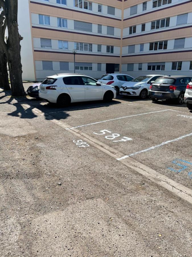 Le Petit Manhattan - Appartement Prive De 45 M2 - 2 A 4 Personnes - Parking Prive Metz Exteriör bild